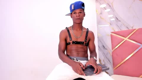 passion_black_ online show from 9, 4, 2026