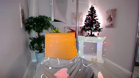 Snapshot of passionate_babe chatting on 14, 12, 2024 I have returned from vacation and I am glad to share my energy and emotions with you online show from 14, 12, 2024