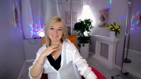 Snapshot of passionate_babe chatting on 9, 10, 2025 I have returned from vacation and I am glad to share my energy and emotions with you online show from 9, 10, 2025
