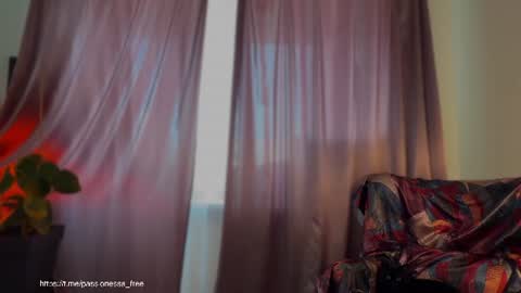 Snapshot of passionessa chatting on 8, 7, 2026 Call me Miss Alice Careful Passion Queen online show from 8, 7, 2026