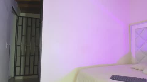 Snapshot of passionfruitx2 chatting on 30, 4, 2026 passionfruitx2 online show from 30, 4, 2026
