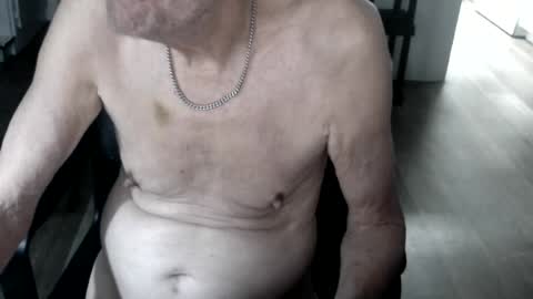 Snapshot of pastelito76 chatting on 22, 7, 2026 Bob online show from 22, 7, 2026