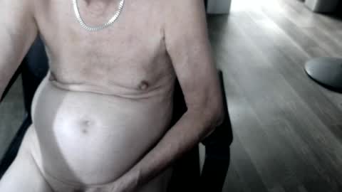 Snapshot of pastelito76 chatting on 1, 8, 2026 Bob online show from 1, 8, 2026