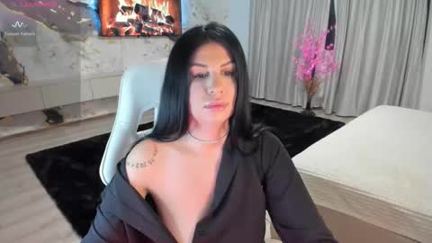 Snapshot of patriciakeys chatting on 12, 11, 2025 Patricia online show from 12, 11, 2025