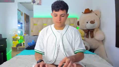 Snapshot of patrick_sanzzz chatting on 13, 7, 2026 Patrick online show from 13, 7, 2026