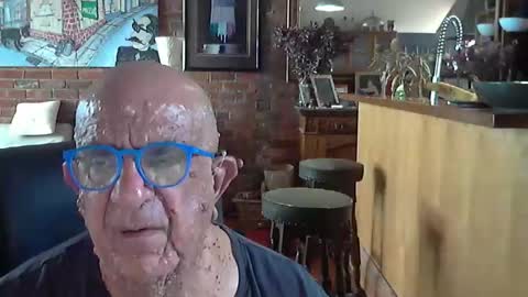 Snapshot of patvac chatting on 22, 4, 2026 patvac online show from 22, 4, 2026