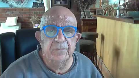 Snapshot of patvac chatting on 23, 4, 2026 patvac online show from 23, 4, 2026