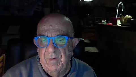 Snapshot of patvac chatting on 27, 4, 2026 patvac online show from 27, 4, 2026