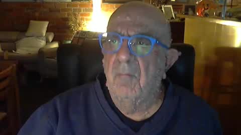 Snapshot of patvac chatting on 8, 5, 2026 patvac online show from 8, 5, 2026