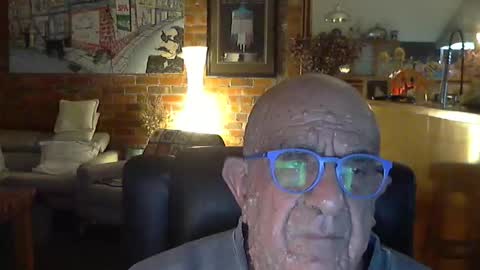 Snapshot of patvac chatting on 15, 5, 2026 patvac online show from 15, 5, 2026