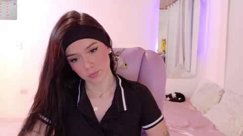 Sofa online show from 12, 1, 2026