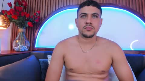 Paul Rivera online show from 27, 11, 2025