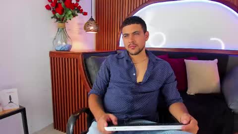 Paul Rivera online show from 10, 4, 2026