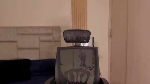 PAUL ROGER online show from 28, 1, 2025