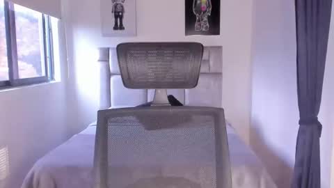 PAUL ROGER online show from 5, 3, 2025