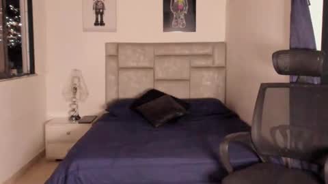 PAUL ROGER online show from 7, 10, 2025