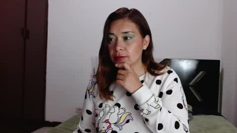 Snapshot of paula_anderson chatting on 3, 4, 2026 PAULA online show from 3, 4, 2026