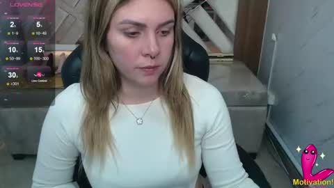 Snapshot of paula_b_ chatting on 18, 6, 2026 Paula online show from 18, 6, 2026