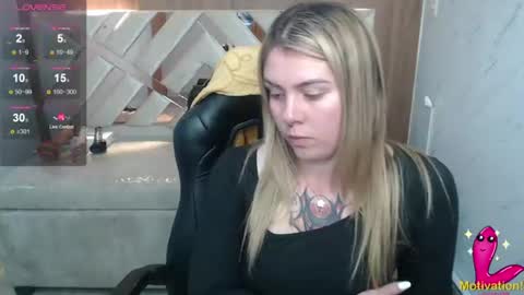 Snapshot of paula_b_ chatting on 19, 6, 2026 Paula online show from 19, 6, 2026