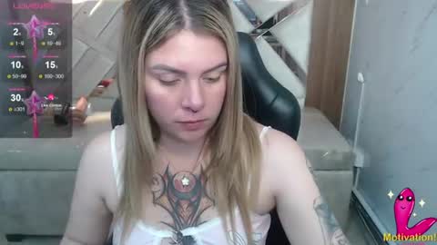 Snapshot of paula_b_ chatting on 30, 6, 2026 Paula online show from 30, 6, 2026