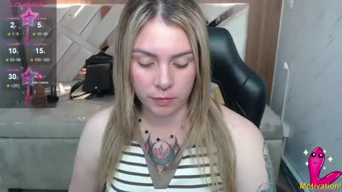 Snapshot of paula_b_ chatting on 4, 7, 2026 Paula online show from 4, 7, 2026