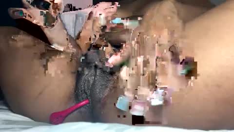 Snapshot of paula_wills chatting on 4, 12, 2025 Yura independent model online show from 4, 12, 2025