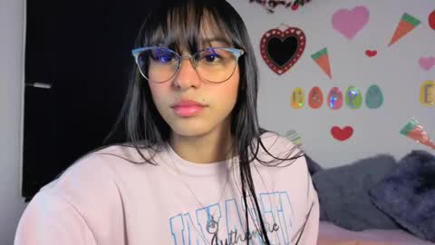 Paula  online show from 19, 4, 2026