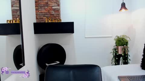 Snapshot of paulafer_ chatting on 24, 1, 2025 online show from 24, 1, 2025