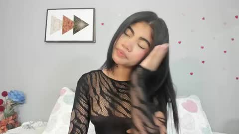 Snapshot of paulete_w chatting on 18, 4, 2026 Pau online show from 18, 4, 2026