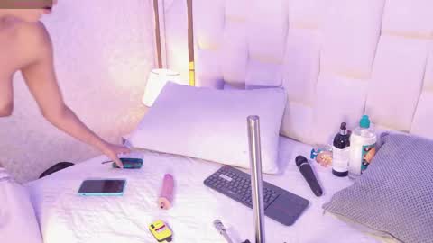 Paulina  online show from 1, 6, 2026
