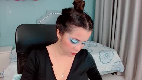 Paulina online show from 27, 10, 2025