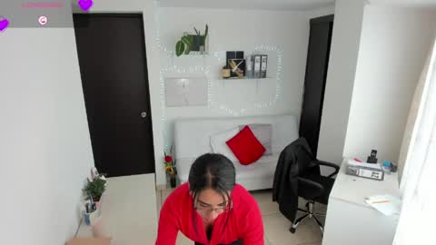 Snapshot of paulina_dossantos chatting on 21, 5, 2026 paulina online show from 21, 5, 2026