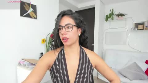 Snapshot of paulina_dossantos chatting on 24, 7, 2026 paulina online show from 24, 7, 2026