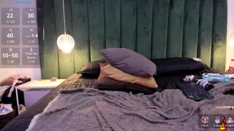 Paulina online show from 6, 11, 2025