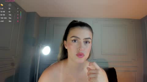 Paulina Santos  online show from 19, 2, 2026