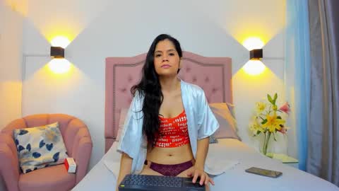 paulinavera online show from 7, 3, 2026