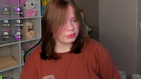 Snapshot of pauline_moore chatting on 27, 5, 2026 Erica online show from 27, 5, 2026