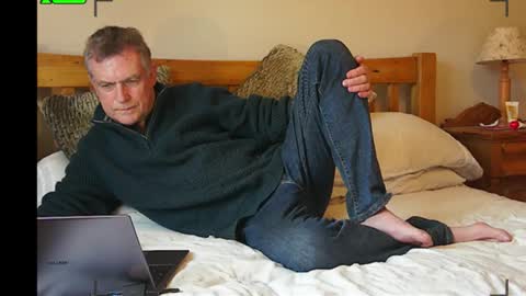 paullie2011 online show from 9, 11, 2025