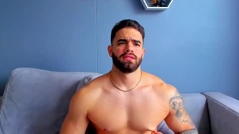 Paul Phoenix online show from 17, 9, 2025