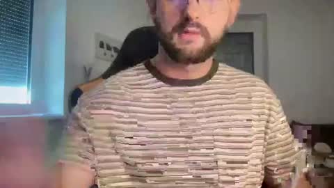 Snapshot of paulsimpsn chatting on 5, 7, 2026 love bush online show from 5, 7, 2026