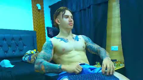 Snapshot of paulthompson_ chatting on 17, 7, 2026 Paul online show from 17, 7, 2026