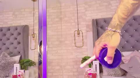 Snapshot of pauvega_ chatting on 20, 6, 2026 Pau online show from 20, 6, 2026
