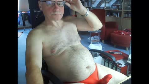 Snapshot of pavlovsdog2006 chatting on 9, 12, 2024 Pavlov aka Peter online show from 9, 12, 2024