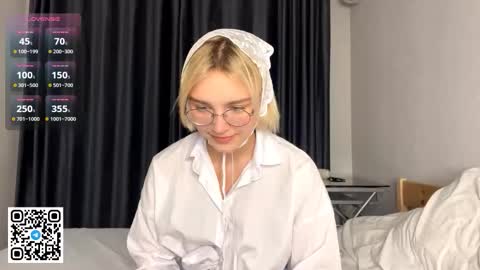 Lola online show from 7, 11, 2025