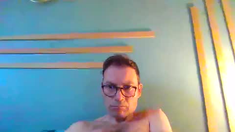 Snapshot of pchittt chatting on 12, 3, 2025 pchittt online show from 12, 3, 2025
