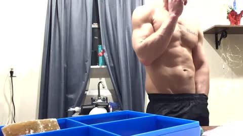 Hung sung Hero online show from 1, 2, 2025