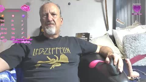 Snapshot of peacetous chatting on 9, 11, 2025 Marc online show from 9, 11, 2025