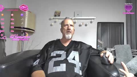 Snapshot of peacetous chatting on 29, 11, 2025 Marc online show from 29, 11, 2025