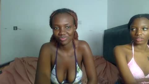 Snapshot of peach_ebonny chatting on 18, 6, 2026 peach_ebonny online show from 18, 6, 2026