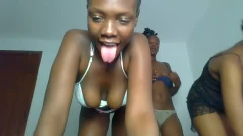 Snapshot of peach_ebonny chatting on 29, 6, 2026 peach_ebonny online show from 29, 6, 2026